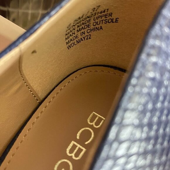 BCBGeneration Penni Navy Heels Size 6.5M/37 - Picture 8 of 9